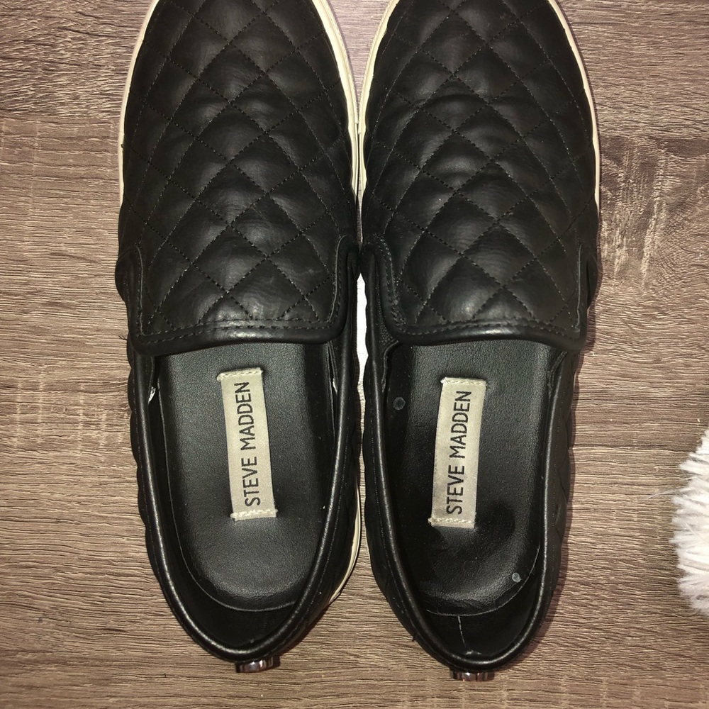 Black Steve Maddens